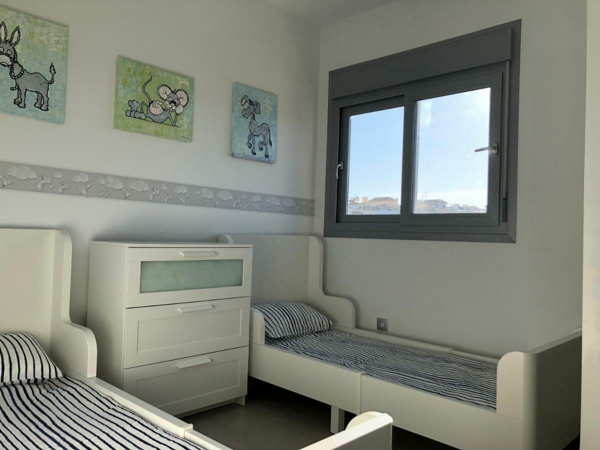 Amalia 54 * Torrevieja